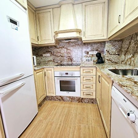 Pandora City Center Apartment Alicante Bagian luar foto